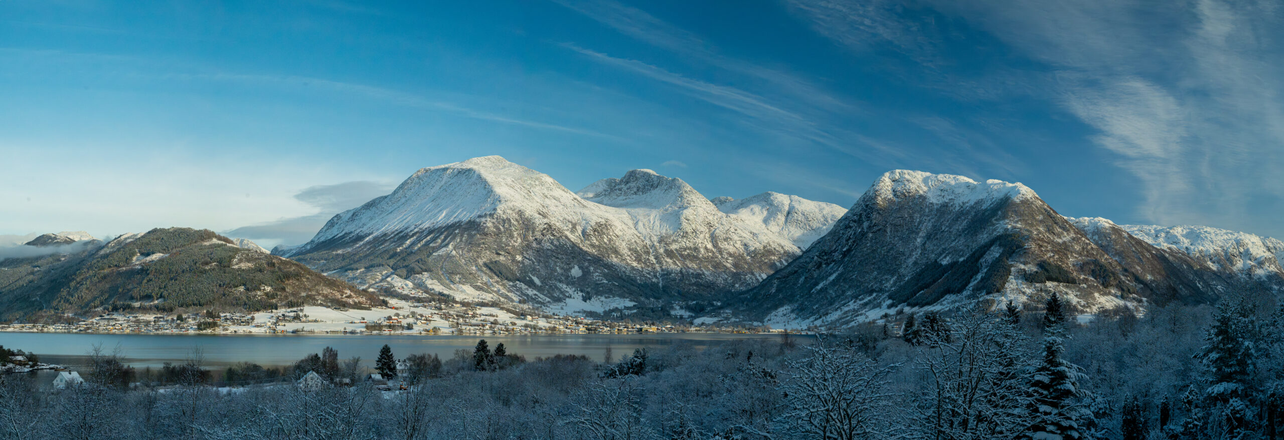 Rosendal, Melderskin og Malmangernuten panorama